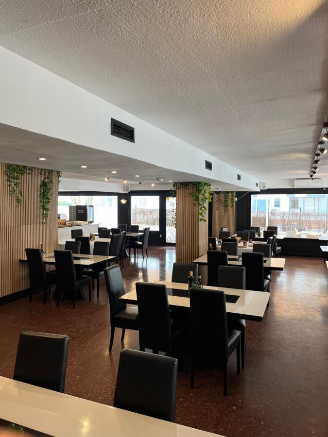 Adia Hotel Cunit Playa Εξωτερικό φωτογραφία