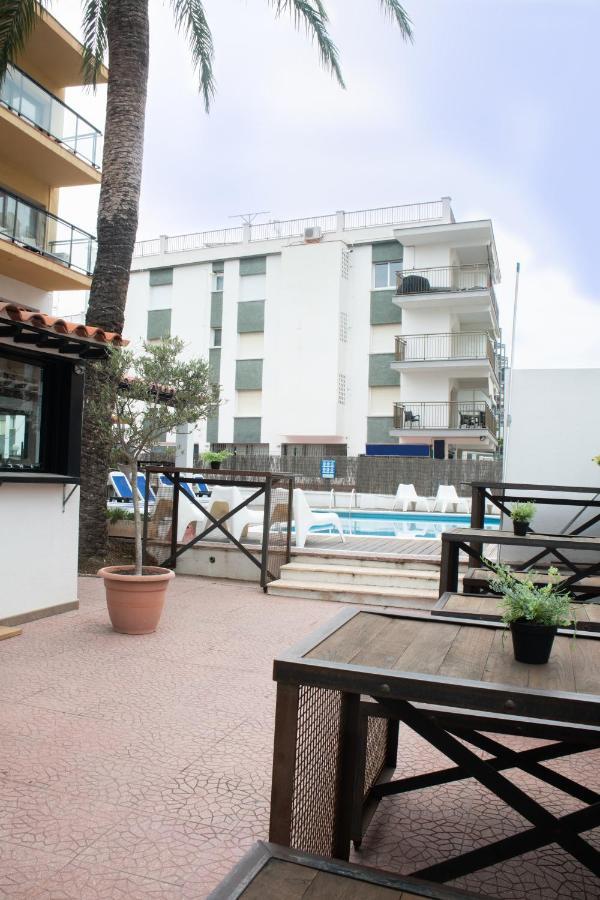 Adia Hotel Cunit Playa Εξωτερικό φωτογραφία