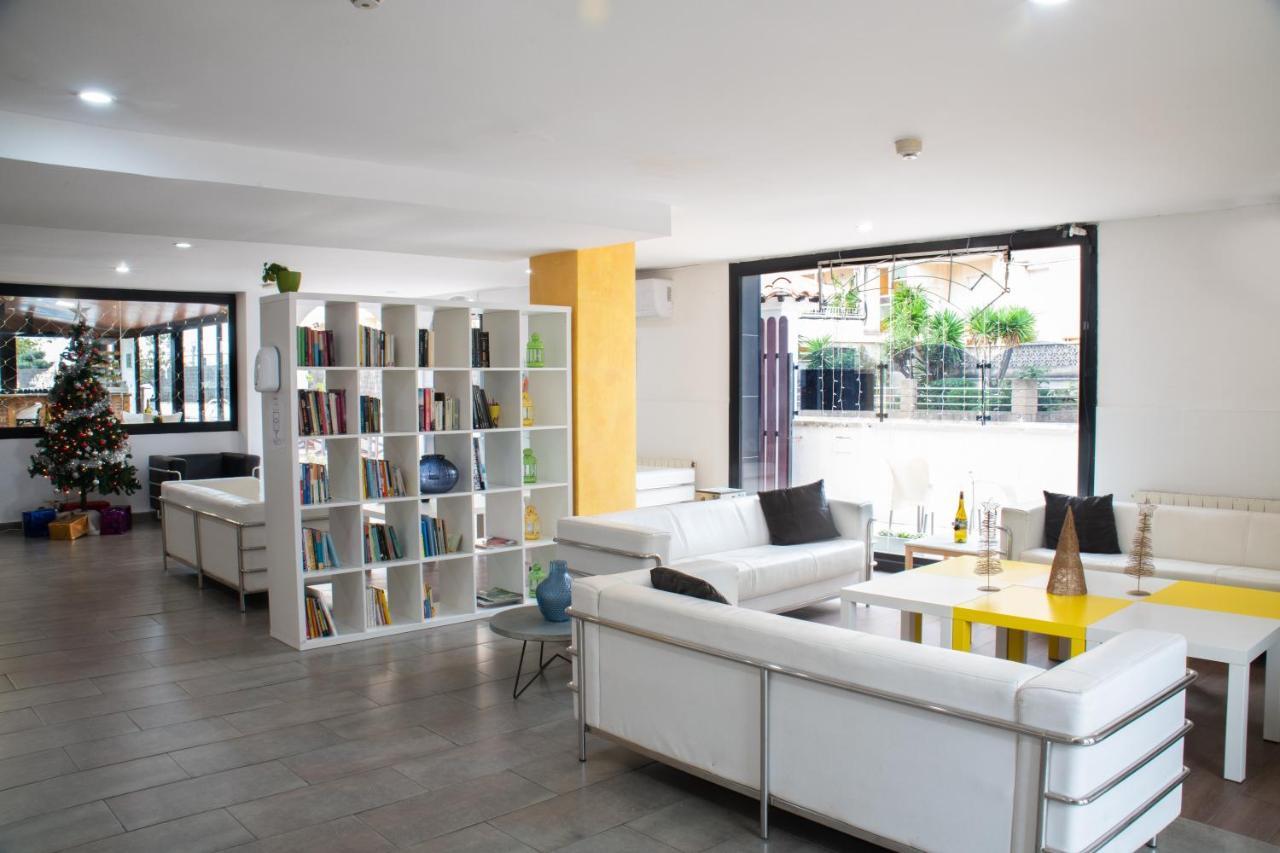 Adia Hotel Cunit Playa Εξωτερικό φωτογραφία
