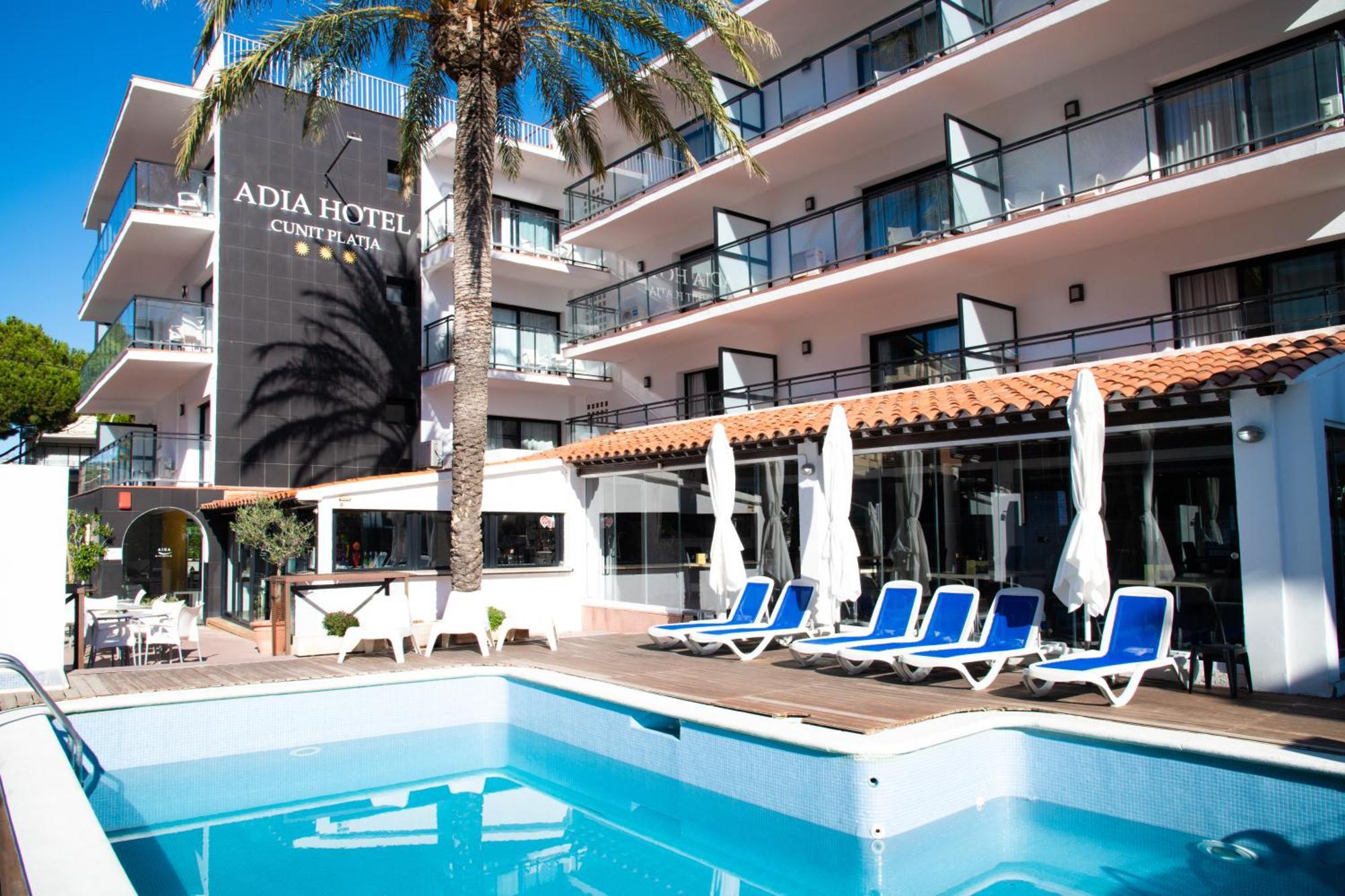 Adia Hotel Cunit Playa Εξωτερικό φωτογραφία